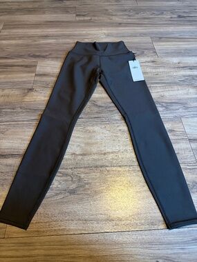 High-waist airlift legging
